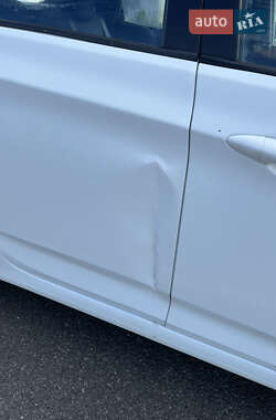 Седан Hyundai Accent 2011 в 