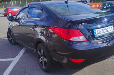 Седан Hyundai Accent 2011 в 