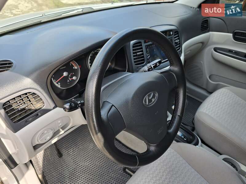 Седан Hyundai Accent 2008 в Запоріжжі