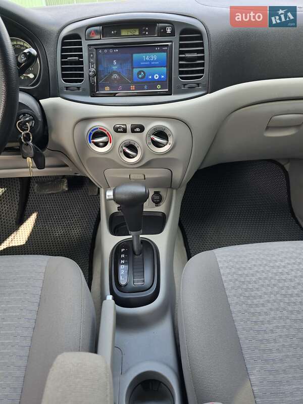 Седан Hyundai Accent 2008 в Запоріжжі