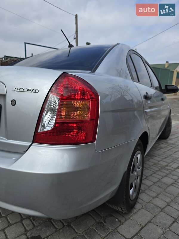 Седан Hyundai Accent 2008 в Запоріжжі
