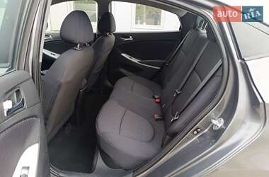 Седан Hyundai Accent 2011 в 