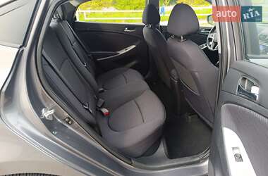 Седан Hyundai Accent 2011 в 