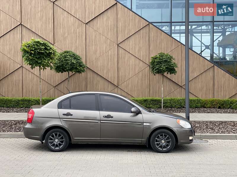 Седан Hyundai Accent 2008 в Мукачево