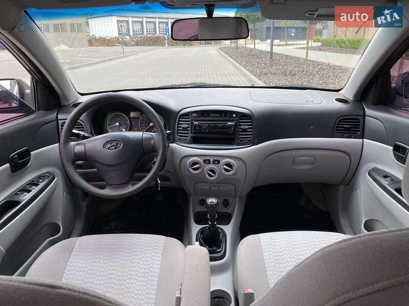 Седан Hyundai Accent 2008 в Мукачево