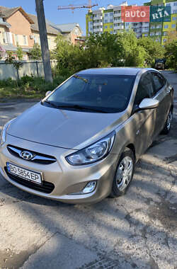 Седан Hyundai Accent 2011 в 
