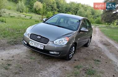 Седан Hyundai Accent 2008 в Житомире