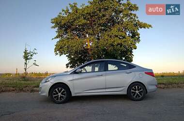 Седан Hyundai Accent 2011 в 