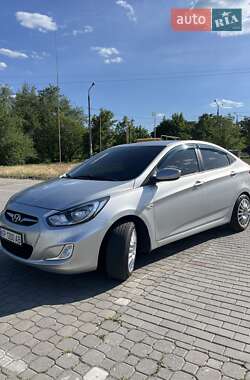 Седан Hyundai Accent 2011 в Запорожье