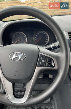 Седан Hyundai Accent 2016 в 