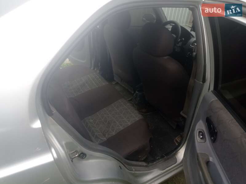 Седан Hyundai Accent 2002 в Шептицькому фото 19 Седан Hyundai Accent 2002 в Шептицькому