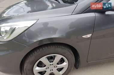 Седан Hyundai Accent 2013 в 