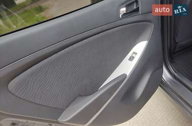 Седан Hyundai Accent 2013 в 