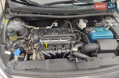 Седан Hyundai Accent 2013 в 