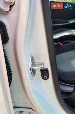 Седан Hyundai Accent 2012 в 