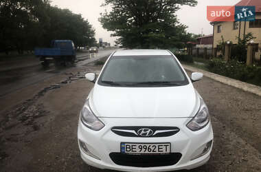 Седан Hyundai Accent 2013 в 