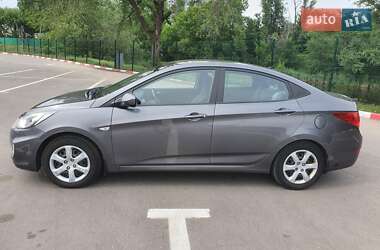 Седан Hyundai Accent 2011 в 