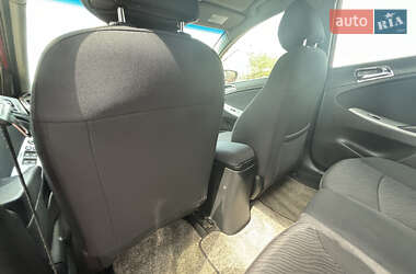 Седан Hyundai Accent 2012 в 