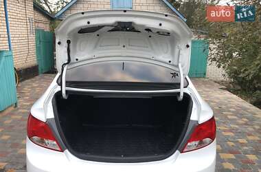 Седан Hyundai Accent 2016 в 