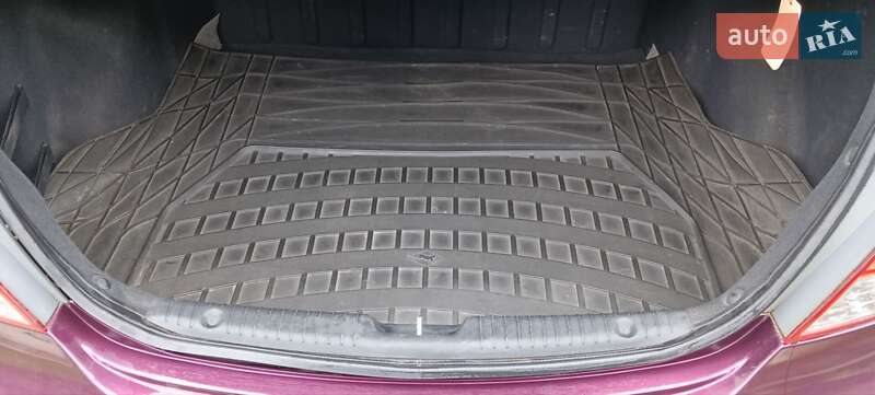 Седан Hyundai Accent 2011 в Ужгороді