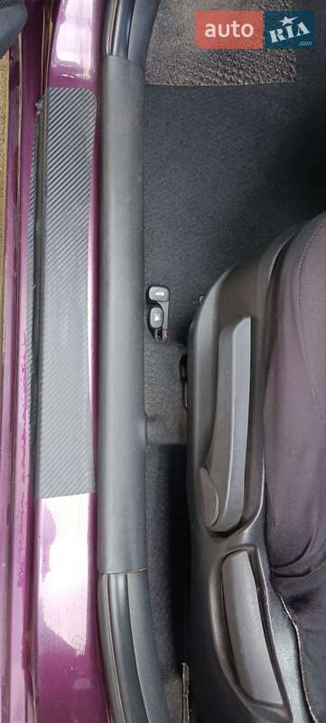 Седан Hyundai Accent 2011 в Ужгороді