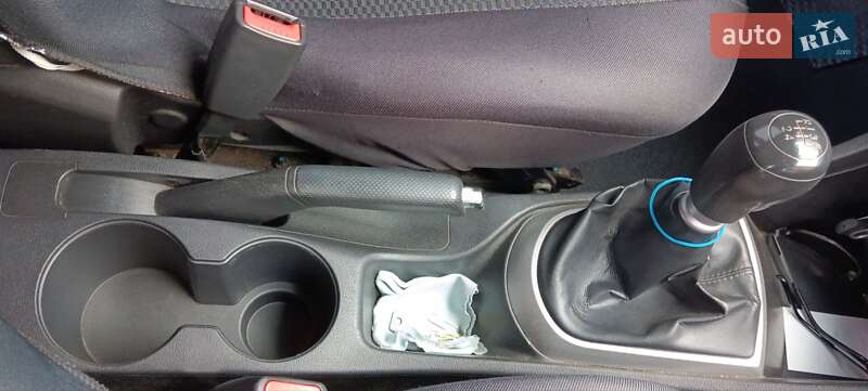 Седан Hyundai Accent 2011 в Ужгороді