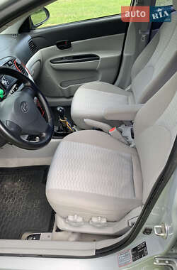 Седан Hyundai Accent 2008 в 