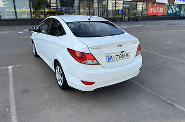 Седан Hyundai Accent 2011 в 