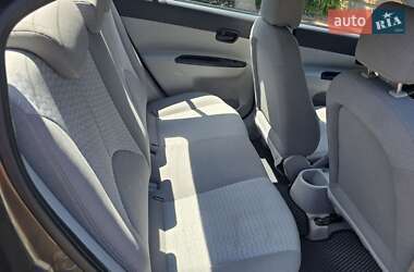 Седан Hyundai Accent 2010 в 