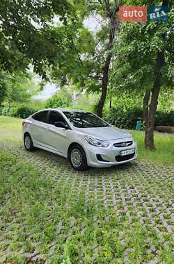 Седан Hyundai Accent 2011 в Харькове