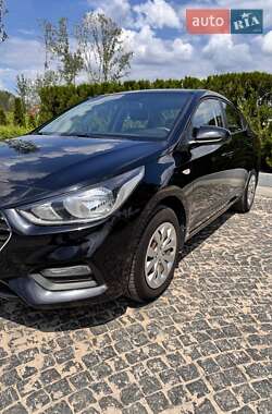 Седан Hyundai Accent 2017 в 
