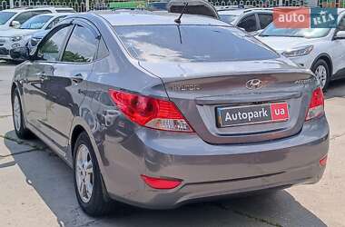 Седан Hyundai Accent 2011 в 
