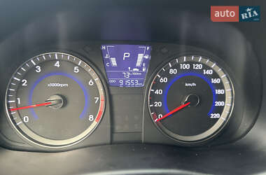 Седан Hyundai Accent 2013 в 