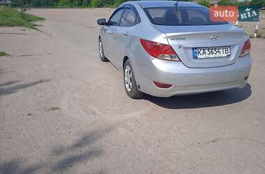 Седан Hyundai Accent 2012 в 
