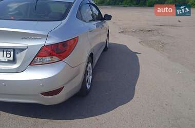 Седан Hyundai Accent 2012 в 