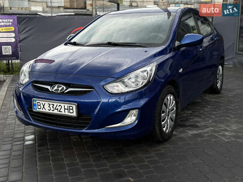 Hyundai Accent 2012