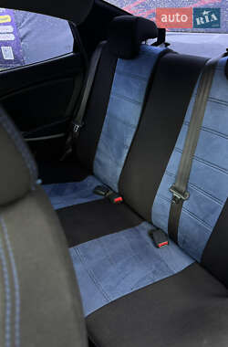 Седан Hyundai Accent 2012 в 