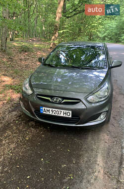 Седан Hyundai Accent 2012 в Житомирі