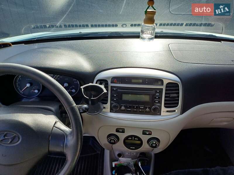 Седан Hyundai Accent 2008 в Києві