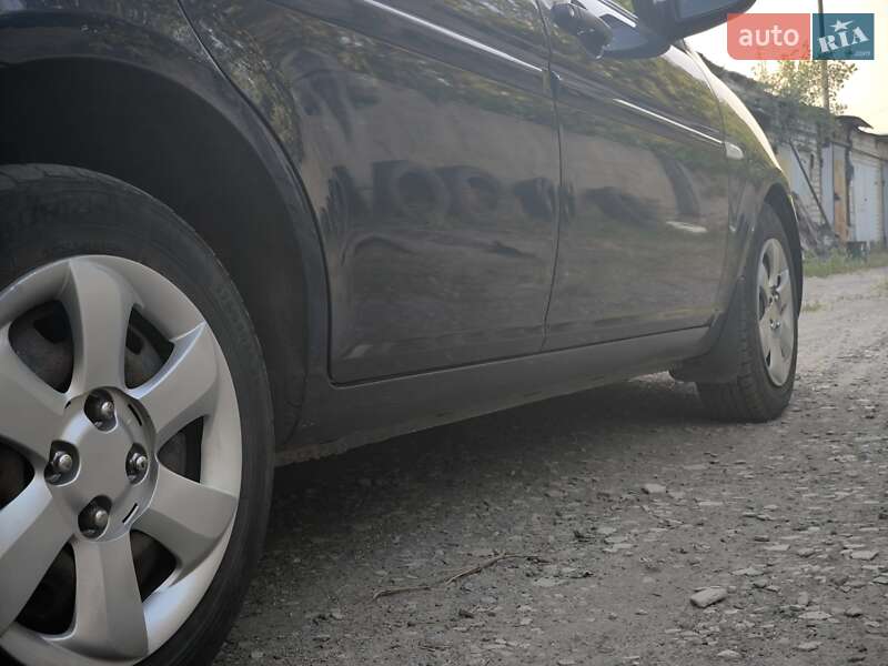 Седан Hyundai Accent 2008 в Дніпрі