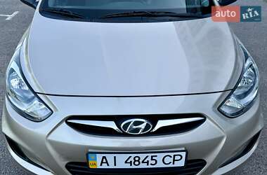 Седан Hyundai Accent 2011 в 