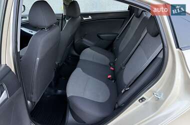 Седан Hyundai Accent 2011 в 