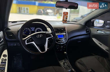 Седан Hyundai Accent 2011 в 