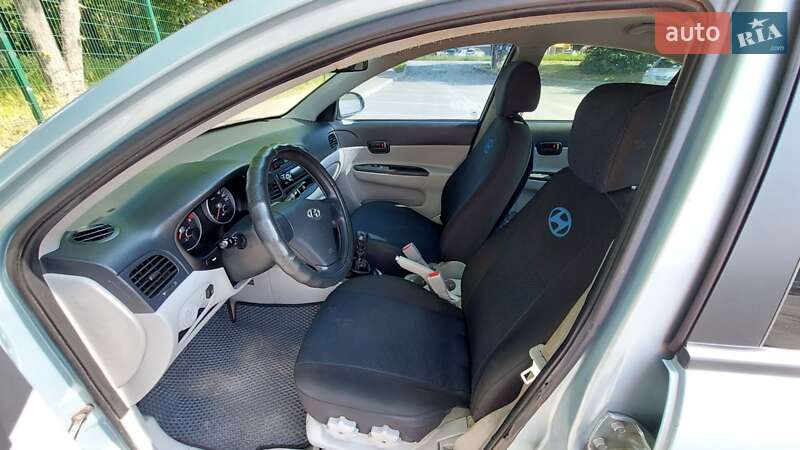 Седан Hyundai Accent 2007 в Чернігові