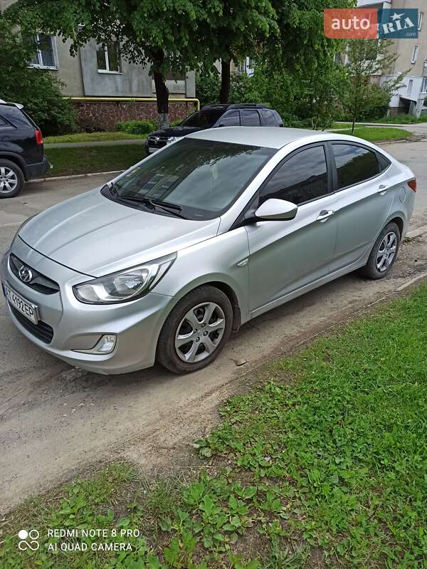 Седан Hyundai Accent 2011 в 