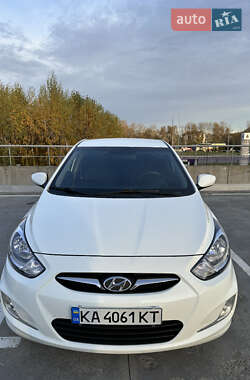 Седан Hyundai Accent 2012 в Києві