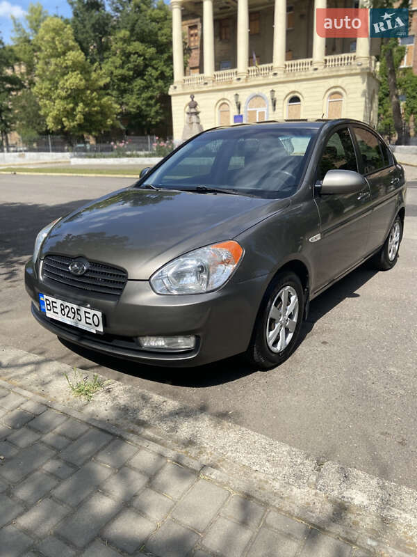 Hyundai Accent 2008