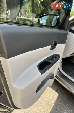 Седан Hyundai Accent 2008 в 