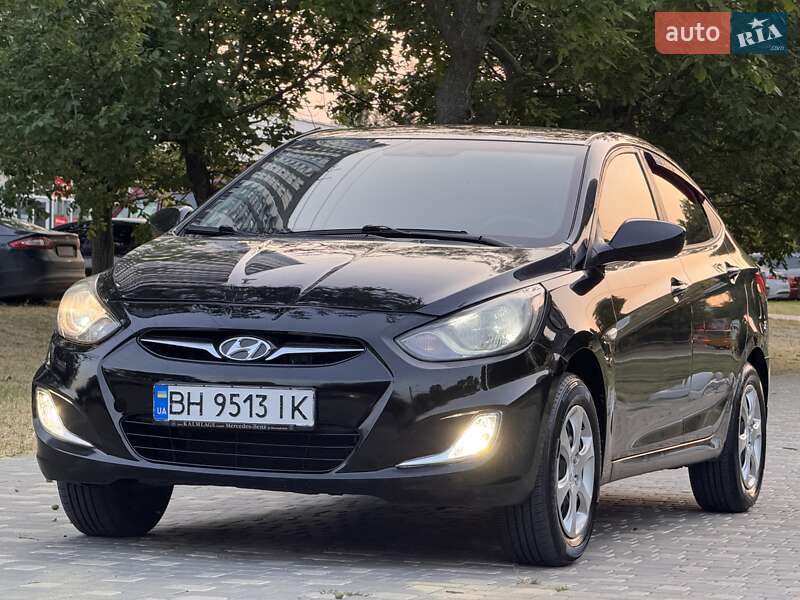 Седан Hyundai Accent 2012 в Одессе