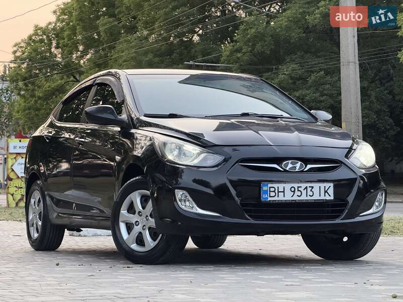 Седан Hyundai Accent 2012 в Одессе